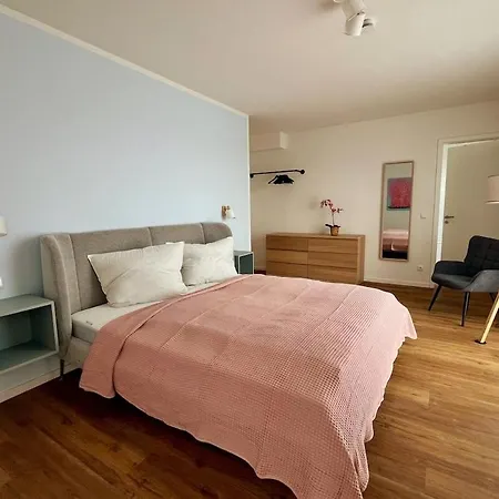 Penthouse Rhein-main * 奥芬巴赫